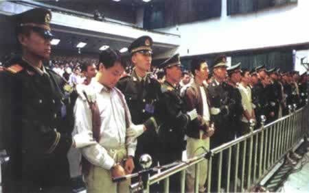 1998-11-12 Recidivism Cheung Tze-keung was sentenced to death