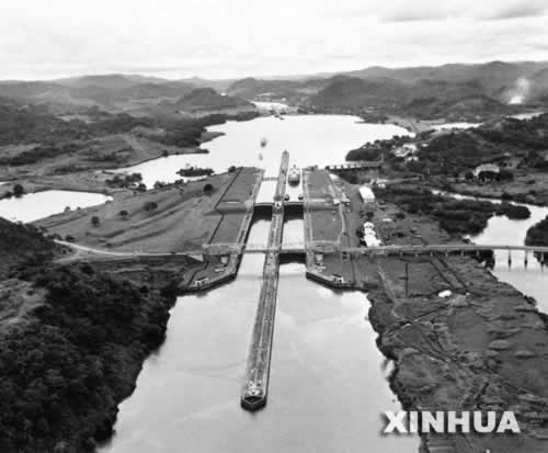 1999-12-14 Panama canal recovery sovereignty