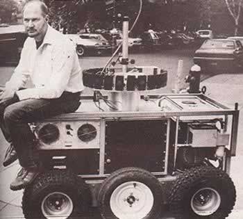 1989-5-3 Carnegie mellon University developed a driverless car