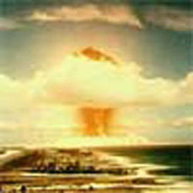 1953-8-14 Soviet Union announced has hydrogen bomb
